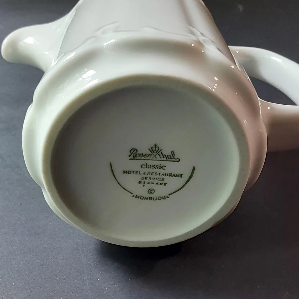 VTG Rosenthal White Porcelain Monbijou Creamer w Lid - Picture 5 of 7